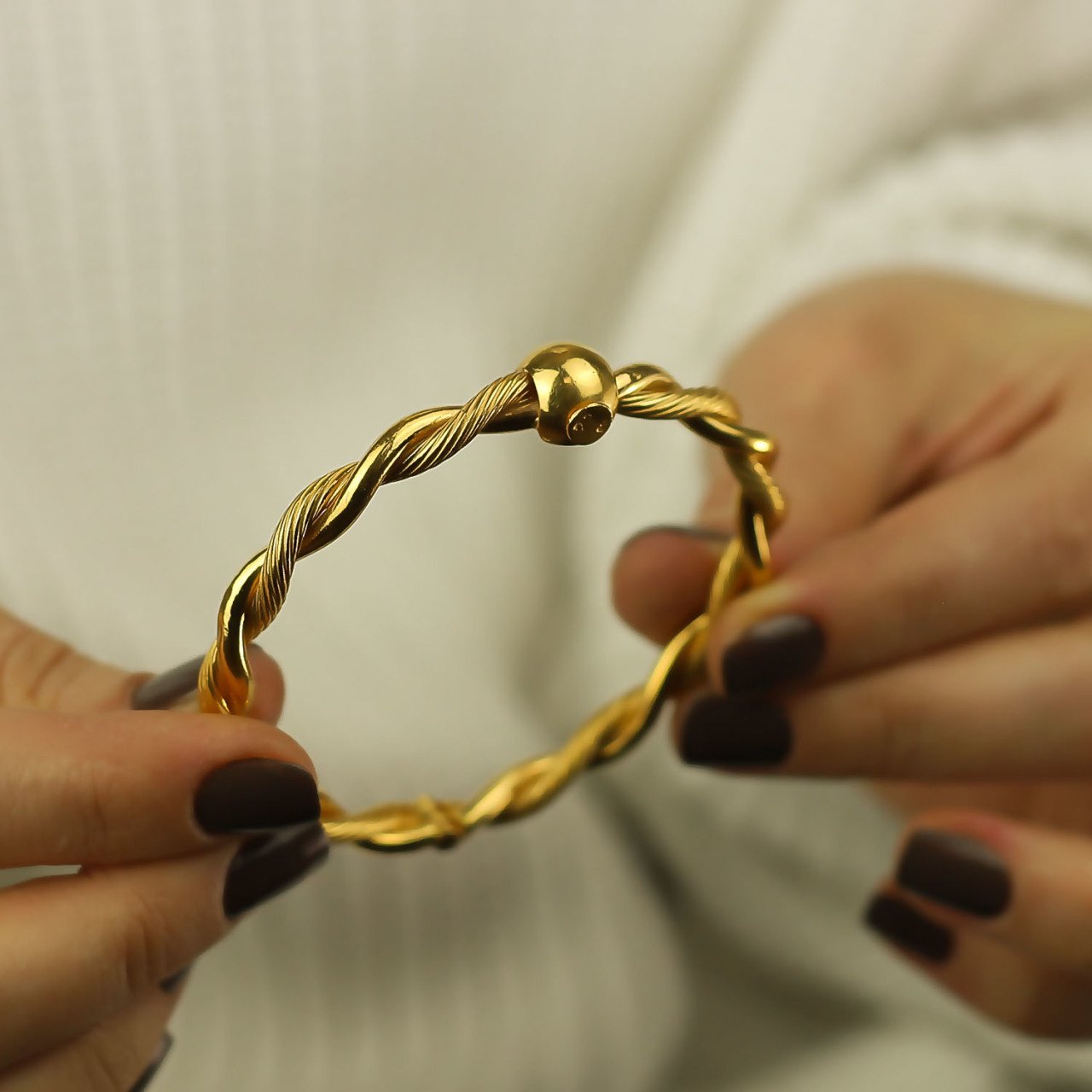 22 Ayar Burgu Kelepçe