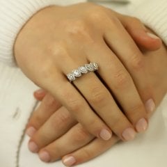 Pırlanta Beş Taş Yüzük